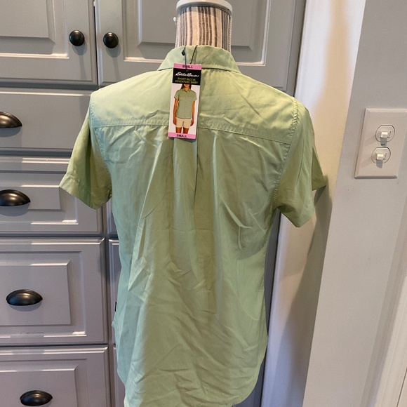 Eddie Bauer Green Short Sleeve Adventure Camp Shirt, NWT, Size S - Picture 2 of 4